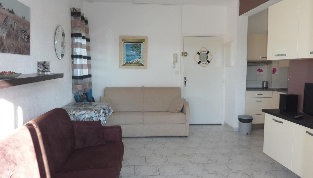 Studio Residence Bona, Vue Hippodrome Et Mer, Clim Hyeres Exterior photo